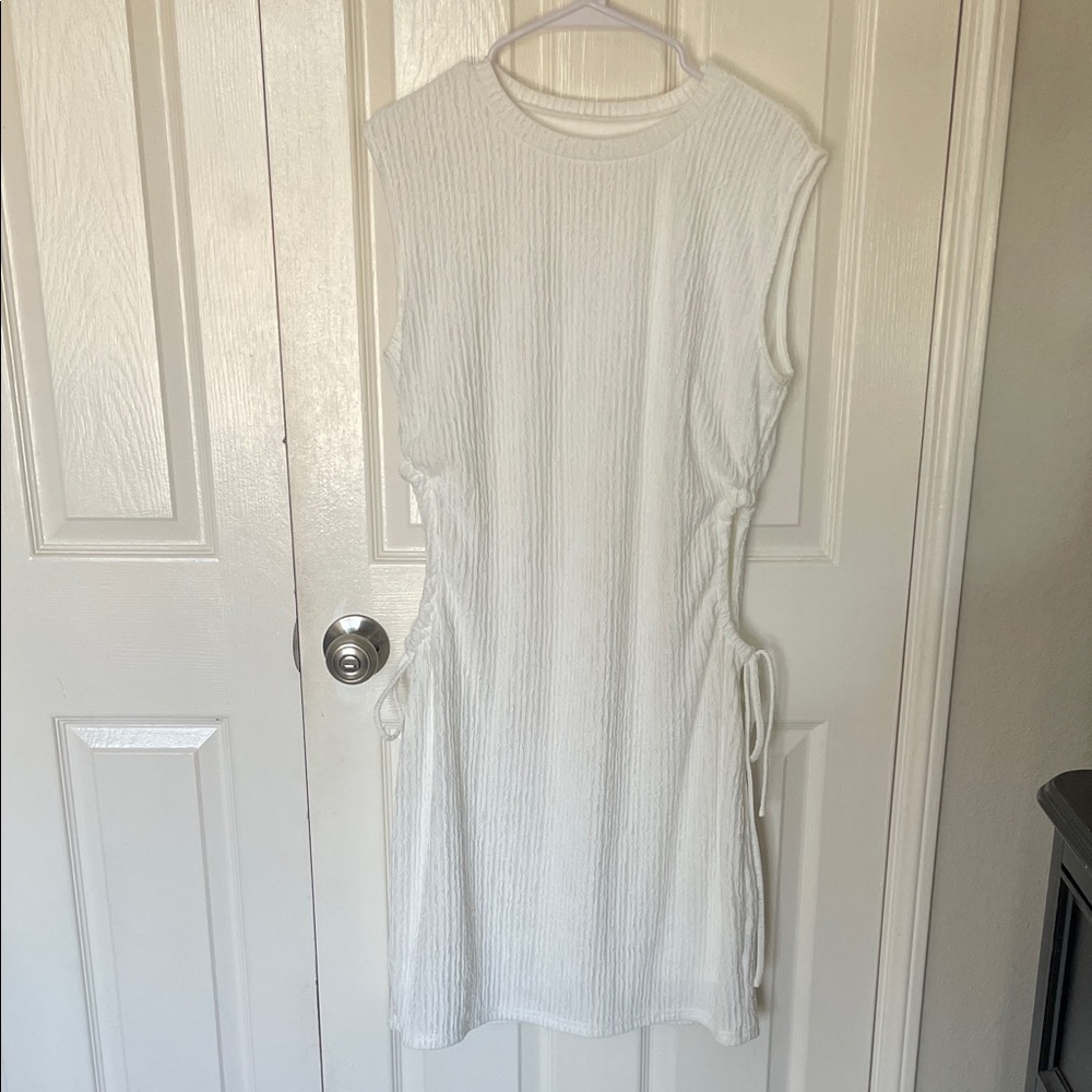 Sleeveless White Ruched Open Side Tie Dress - Unbranded